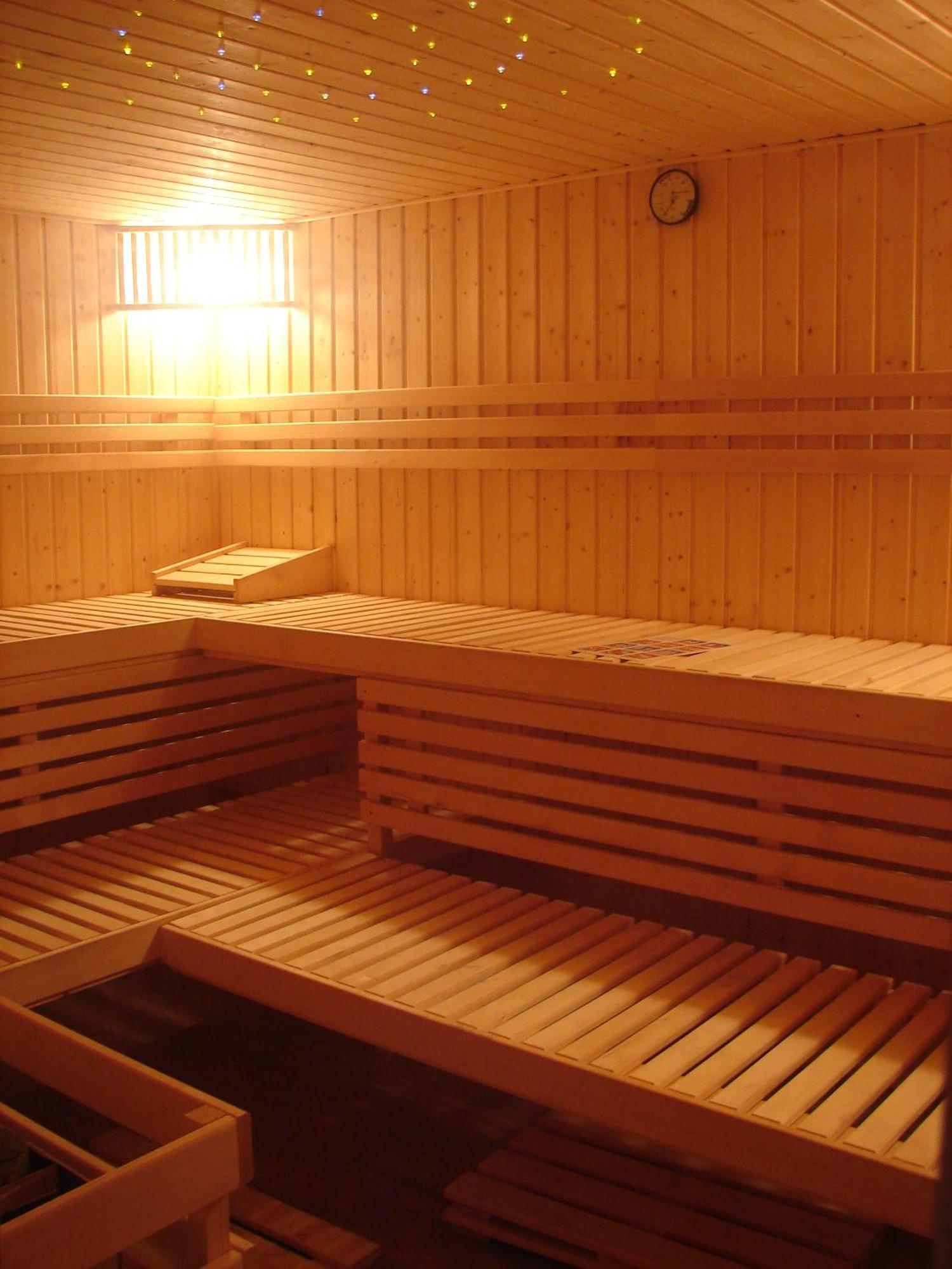 Hotel Golden Spirit Băile Herculane Eksteriør bilde